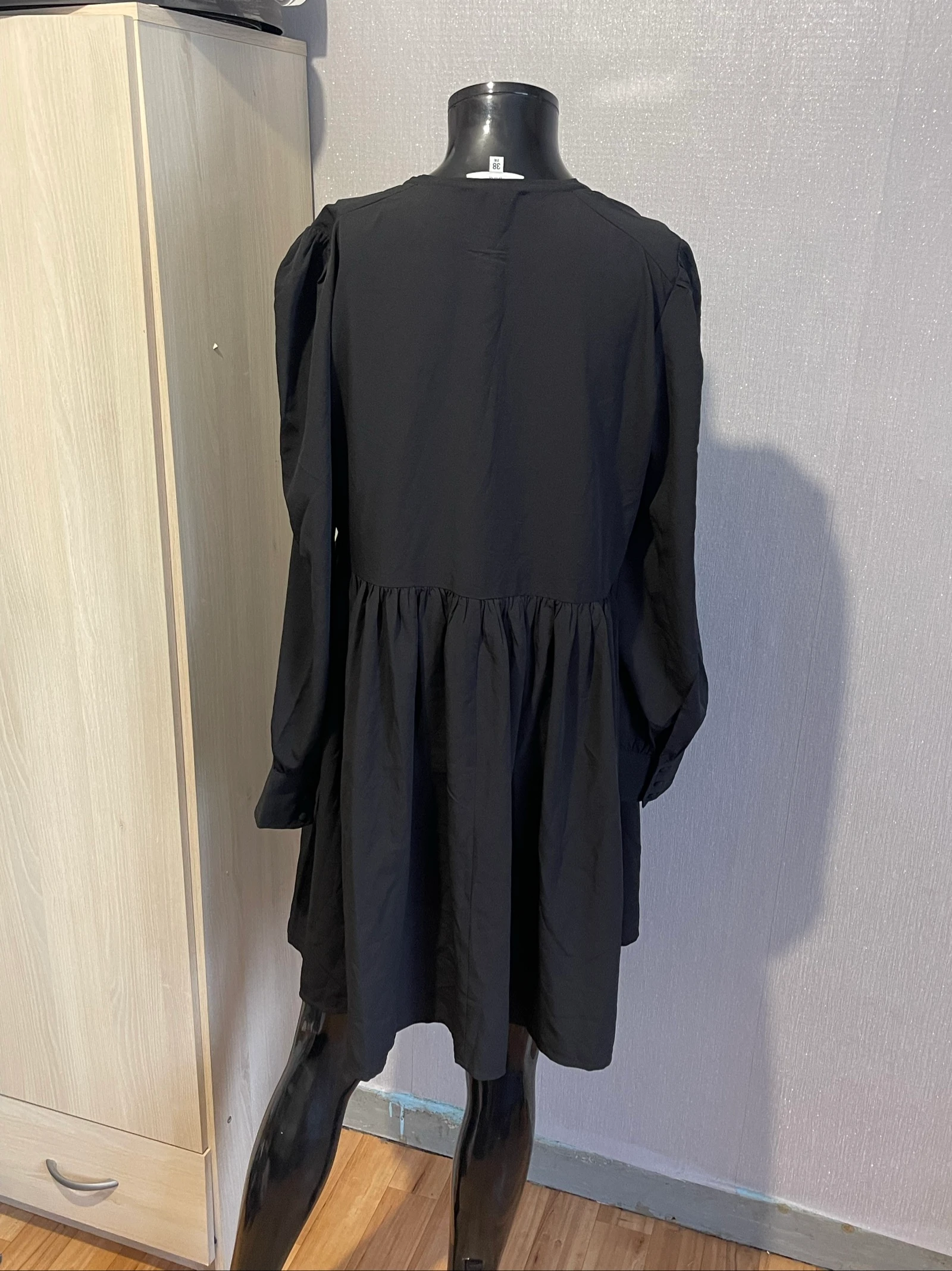Jolie robe noire la redoute taille 38 en polyester – photo 2